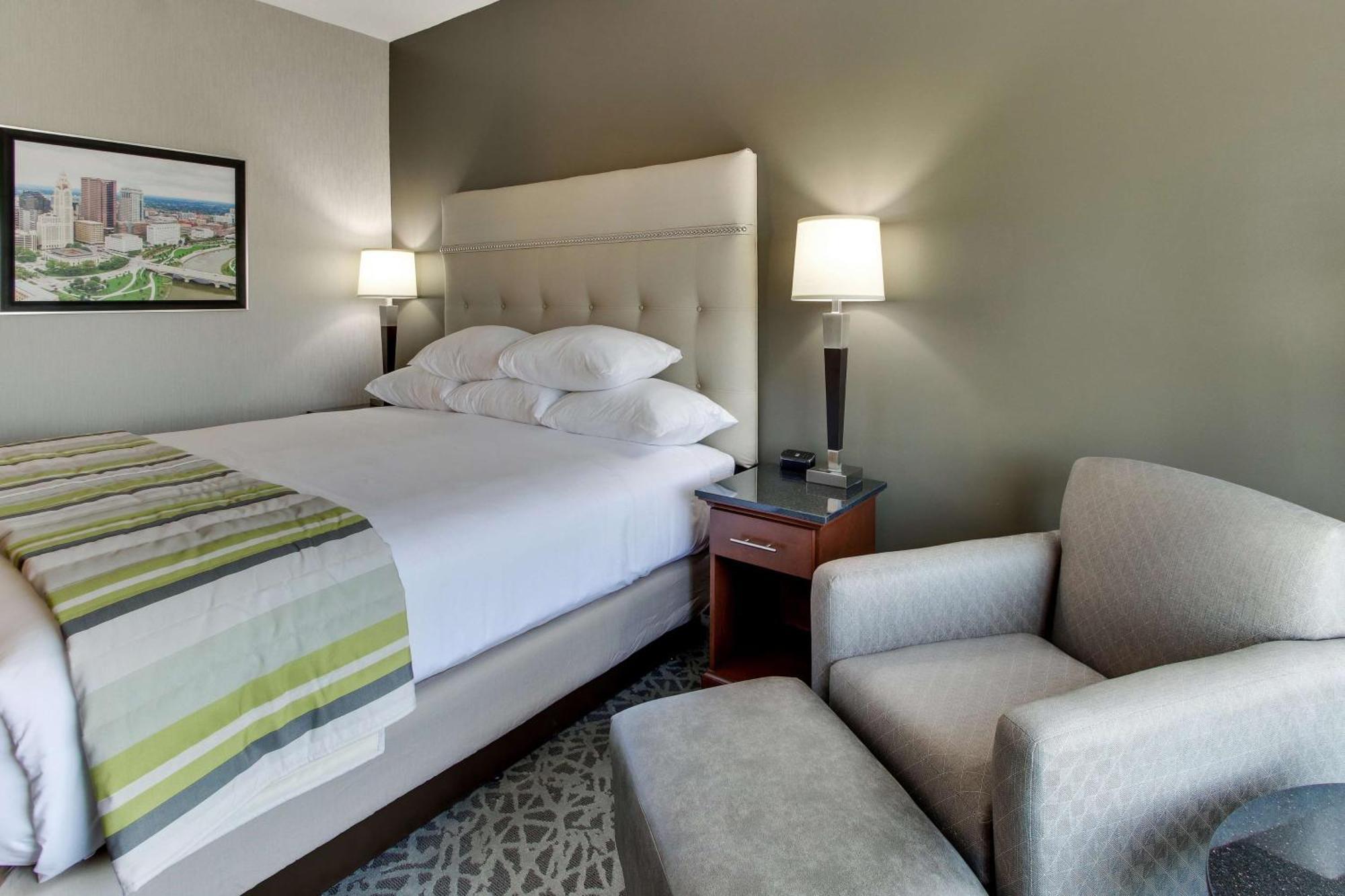 Drury Inn & Suites Columbus Polaris Екстериор снимка