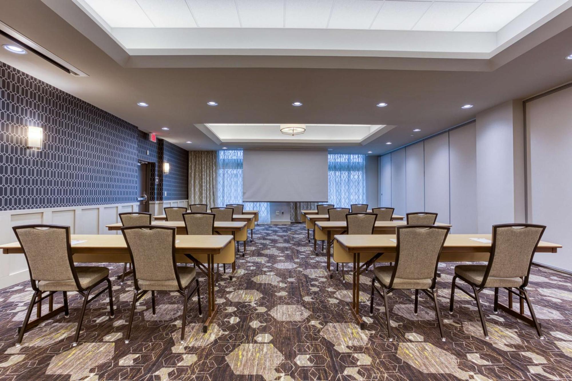 Drury Inn & Suites Columbus Polaris Екстериор снимка