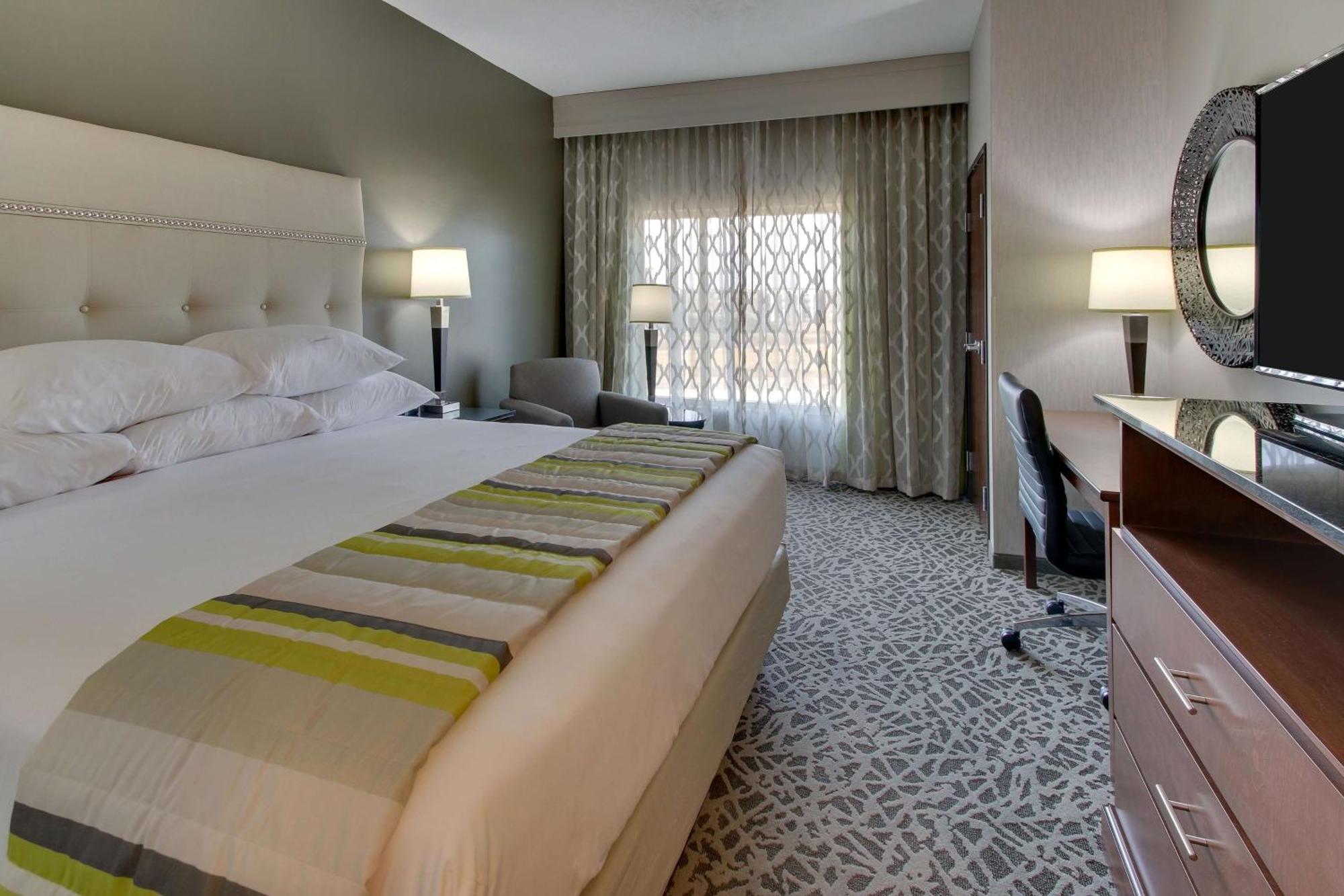 Drury Inn & Suites Columbus Polaris Екстериор снимка