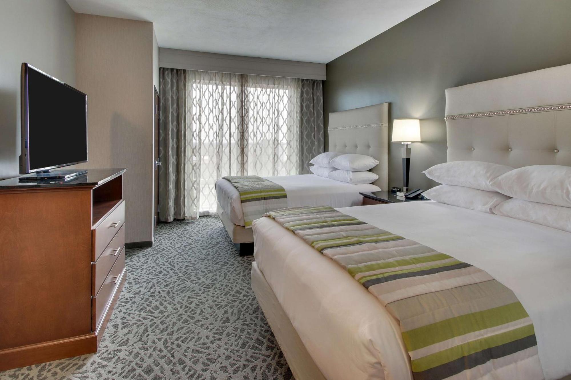 Drury Inn & Suites Columbus Polaris Екстериор снимка