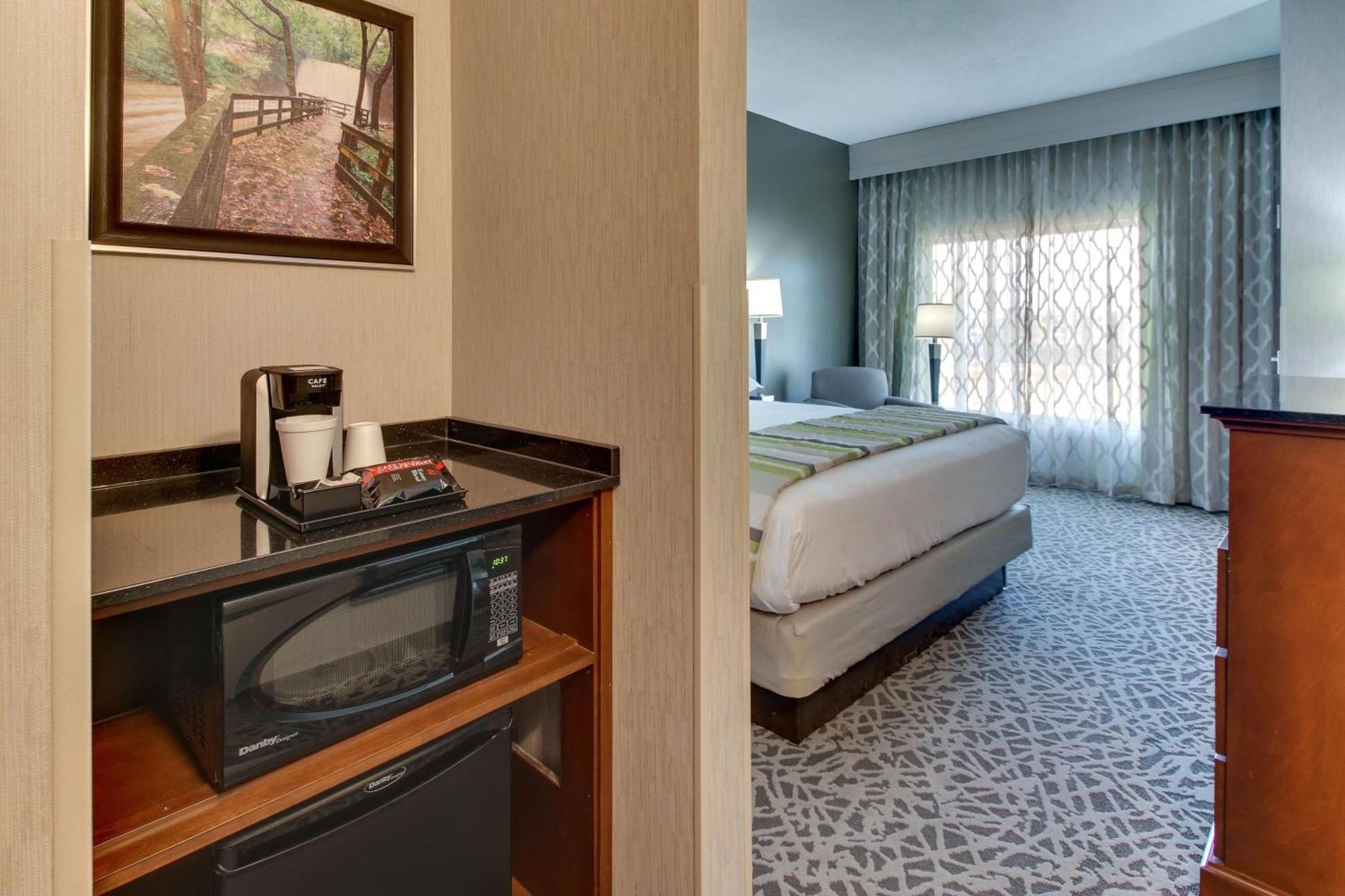 Drury Inn & Suites Columbus Polaris Екстериор снимка