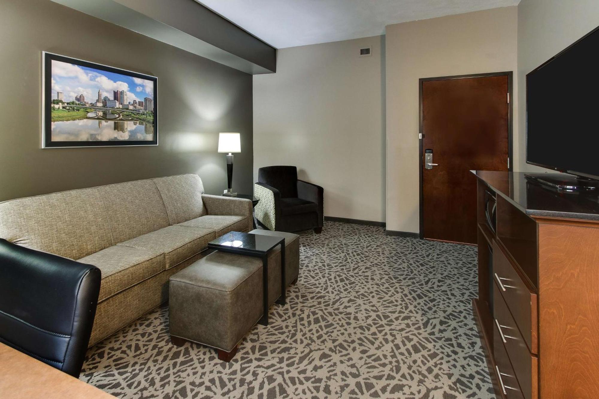 Drury Inn & Suites Columbus Polaris Екстериор снимка