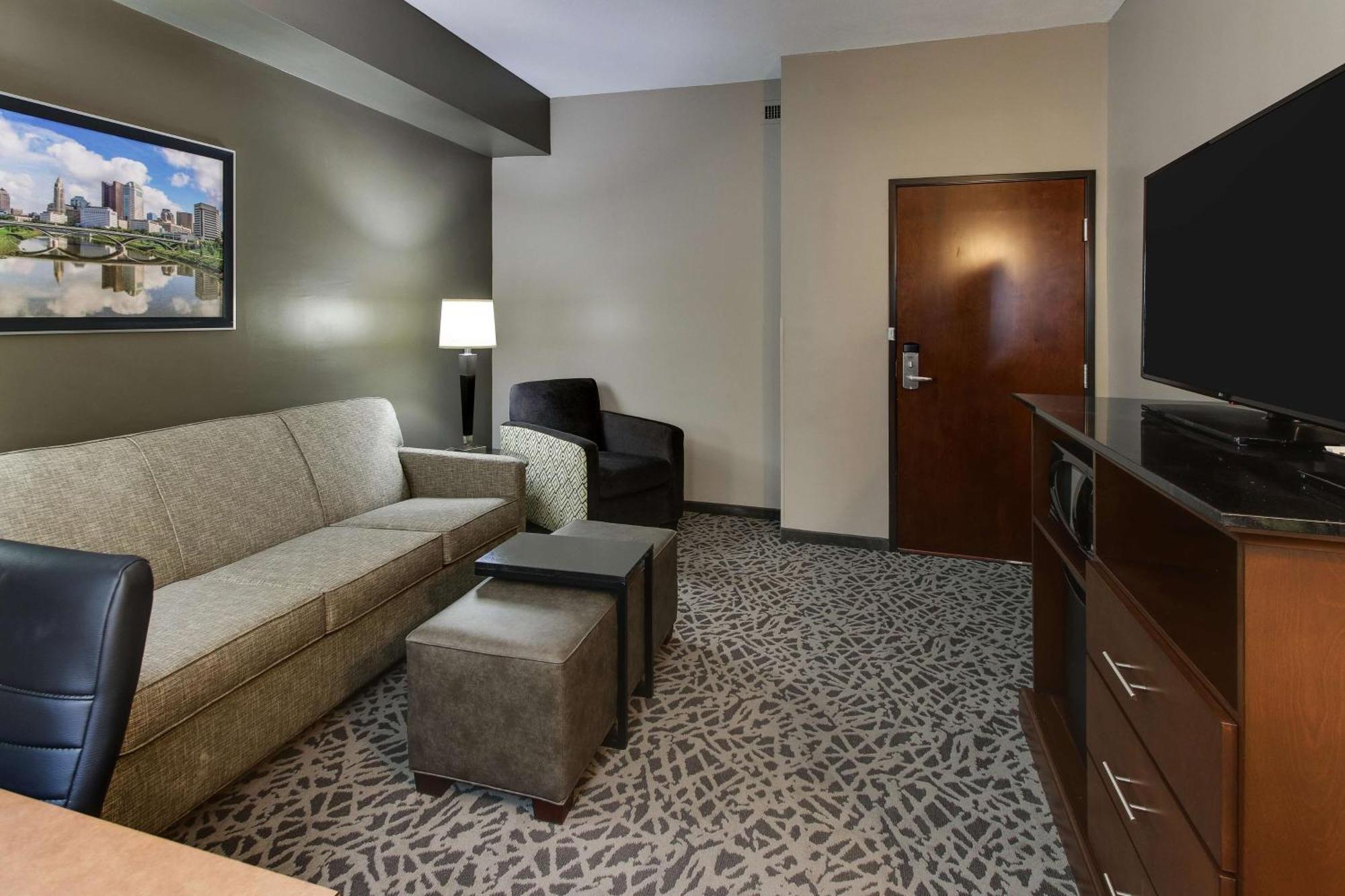 Drury Inn & Suites Columbus Polaris Екстериор снимка